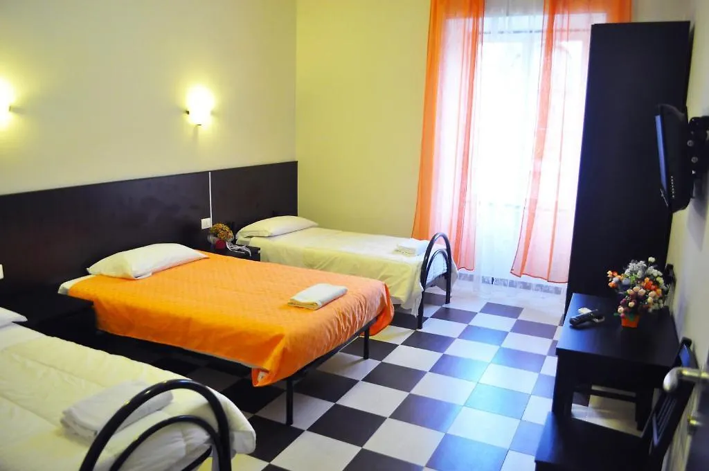 Blue Rain Guest House روما 2*,  إيطاليا